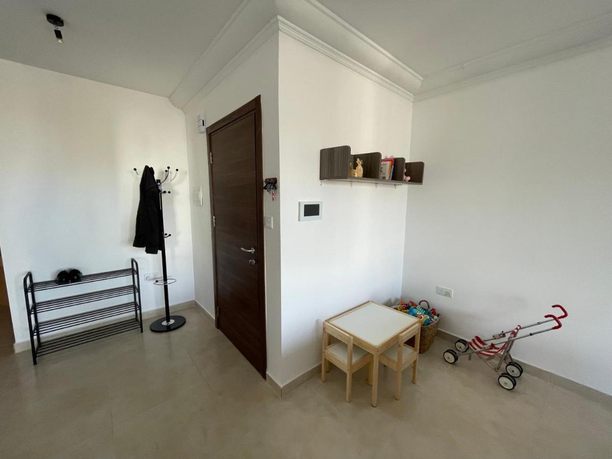 Blue Skies Family Apartment With Terrace San Pawl il-Baħar Eksteriør billede