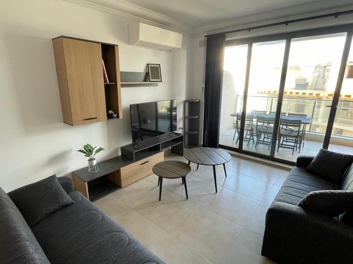 Blue Skies Family Apartment With Terrace San Pawl il-Baħar Eksteriør billede